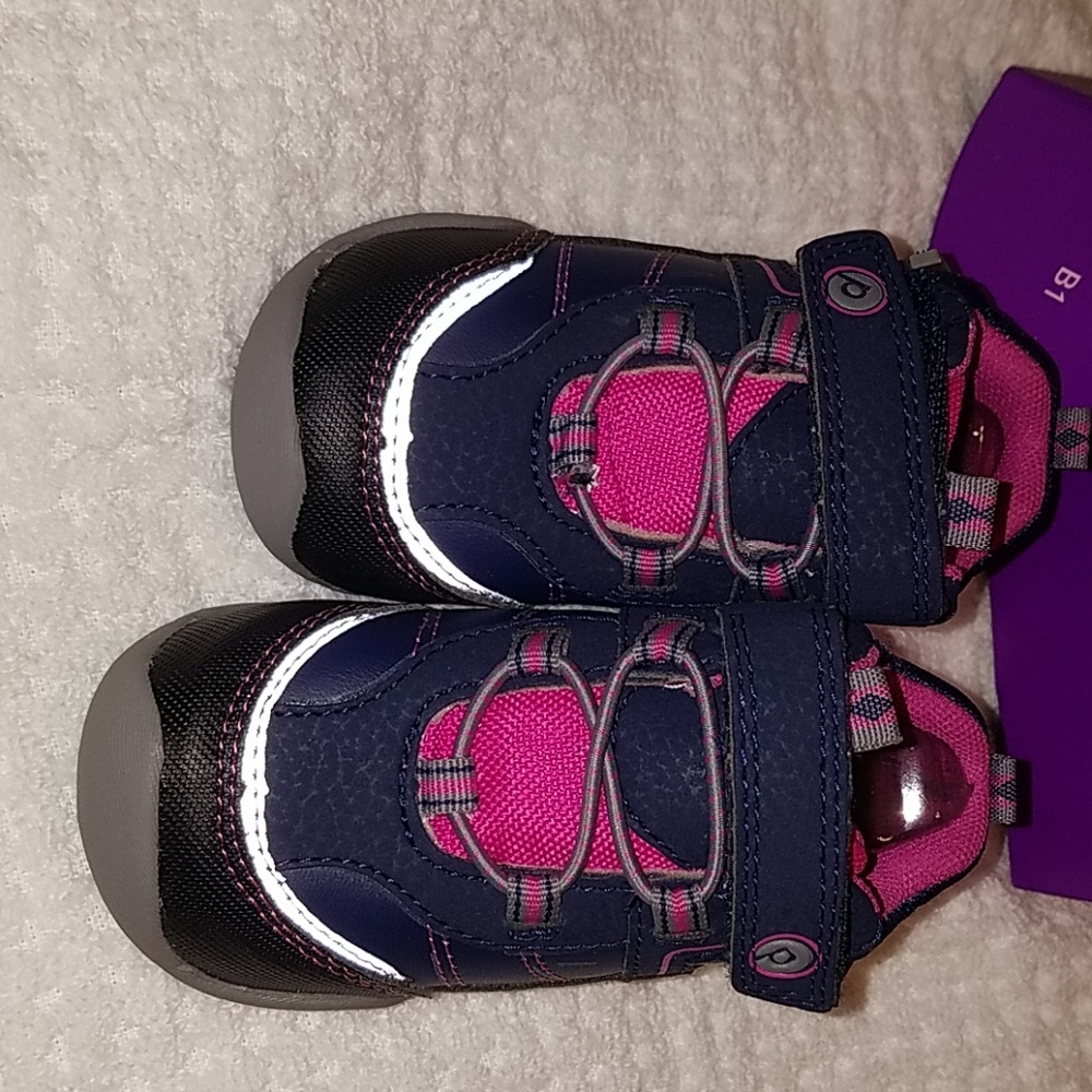 Pediped Max Navy/Pink shoes size 4